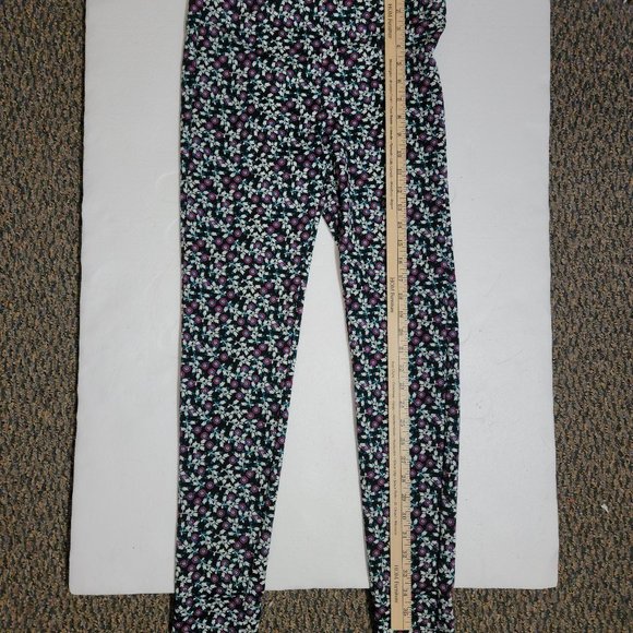 GORGEOUS Bethany Mota Black Floral Leggings Size Medium - Picture 5 of 10
